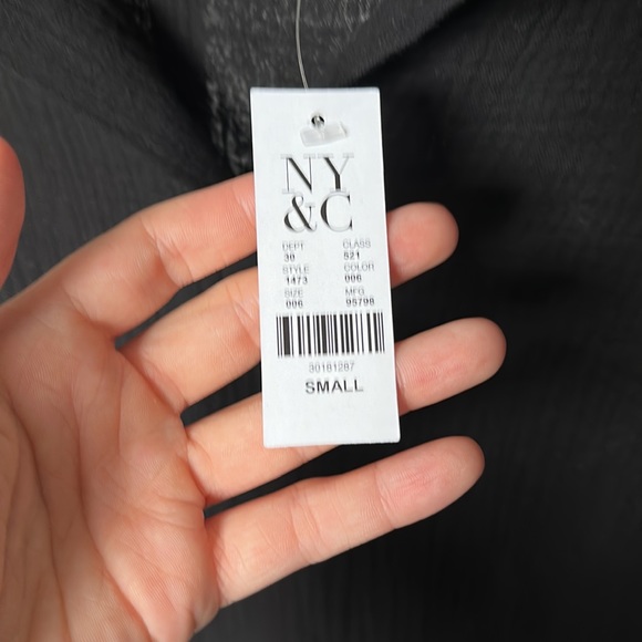 New York & Company Top - Picture 6 of 10